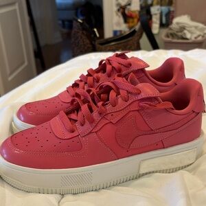 Nike Women's Sneakers in Pink and White